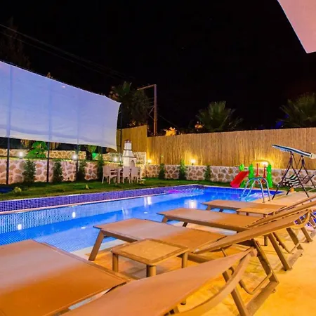 ヴィラ Patara 3 Bedroom